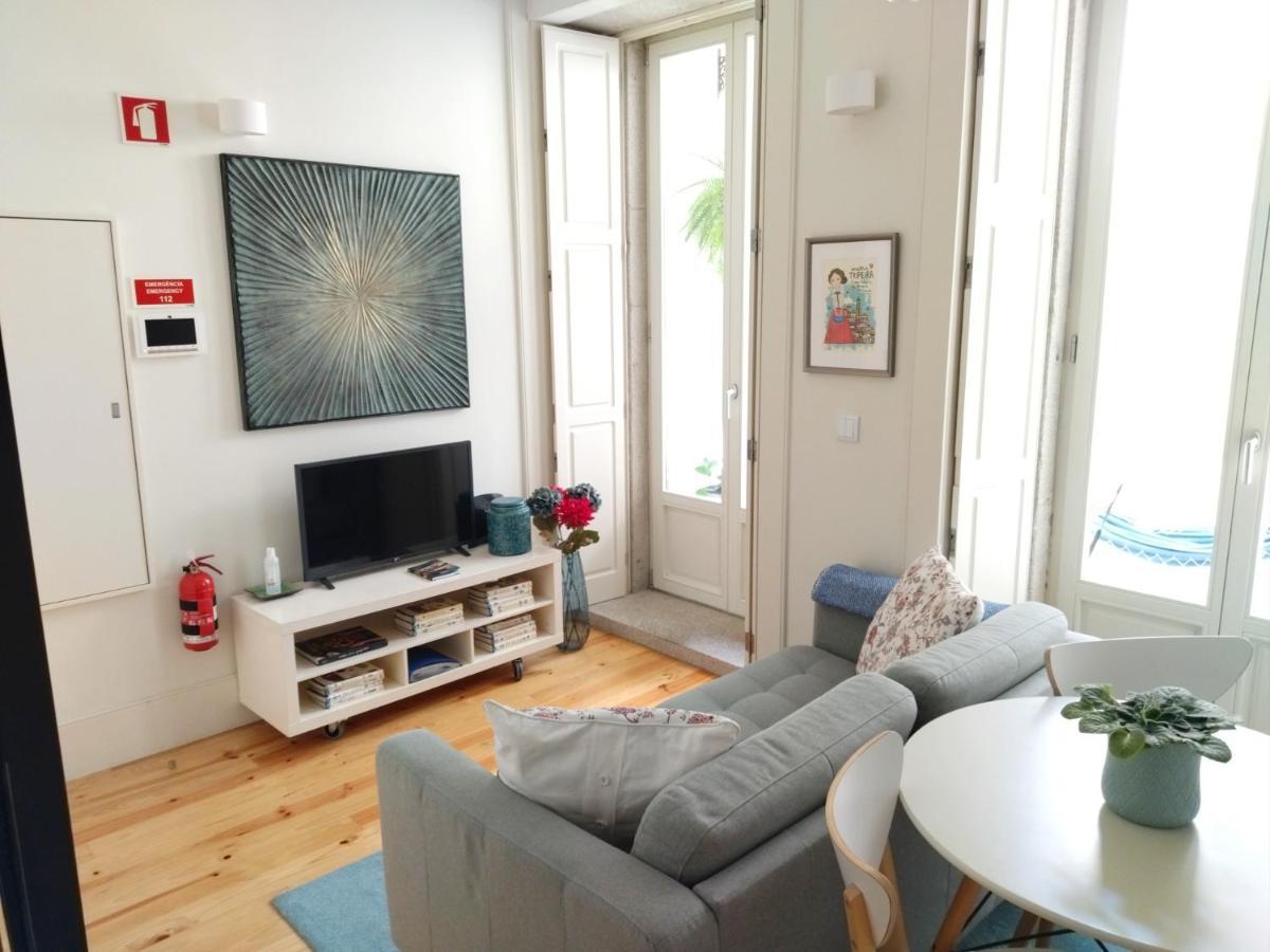 Santa Catarina Patio Apartment - With Washer Machine Порто Екстериор снимка